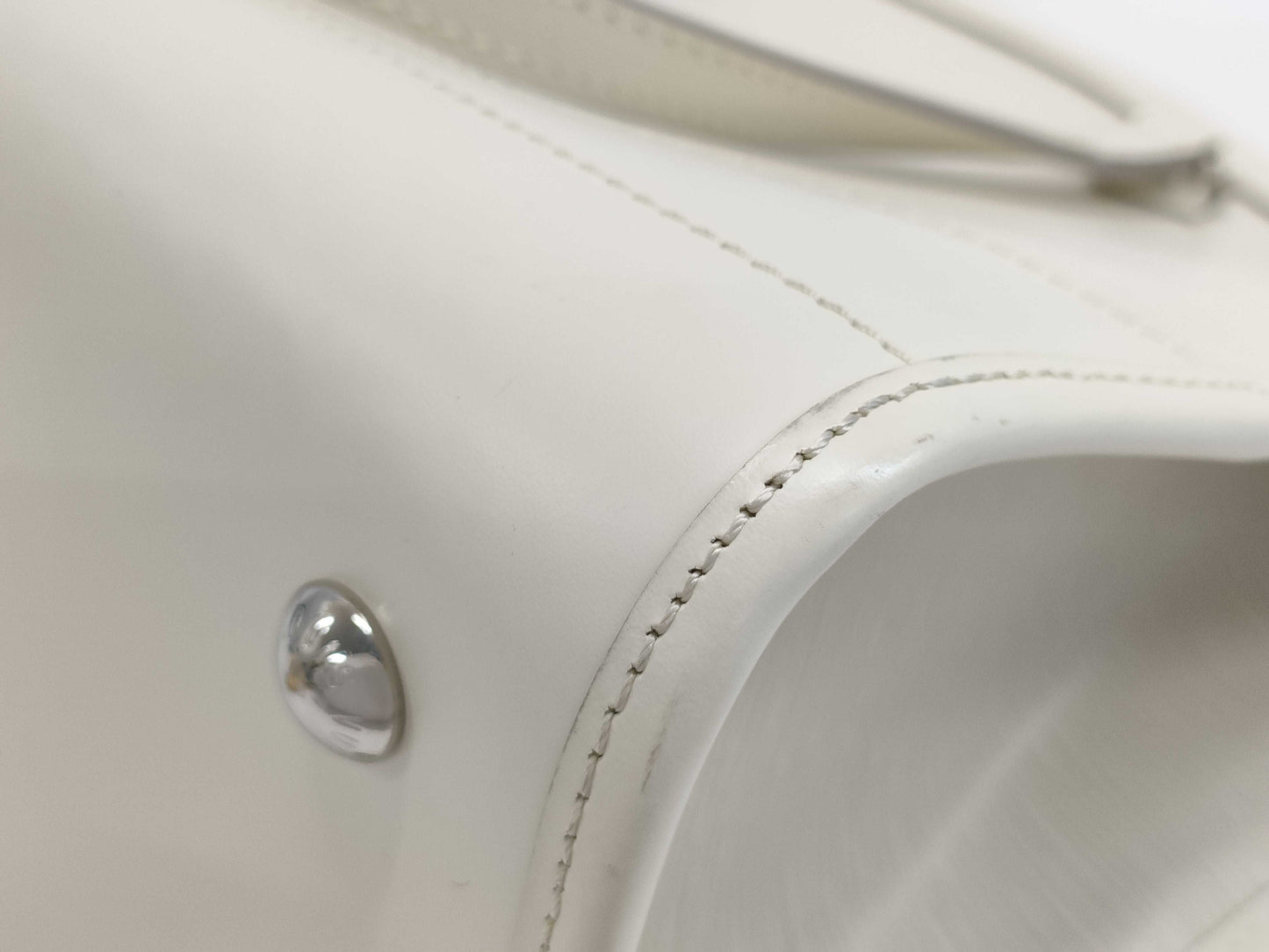 LOUIS VUITTON Epi Madeleine GM Shoulder Bag