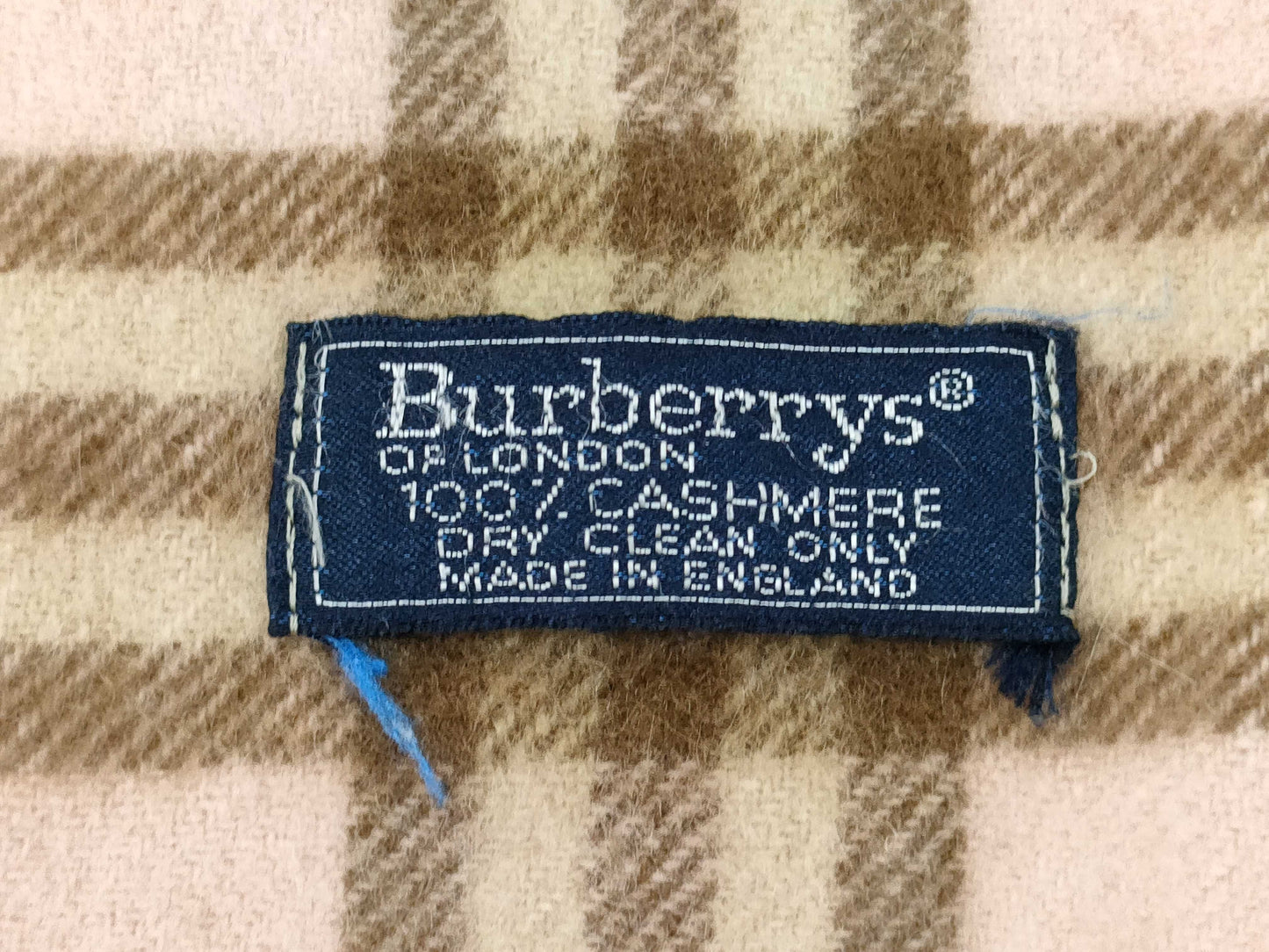 BURBERRY Cashmere Scarf