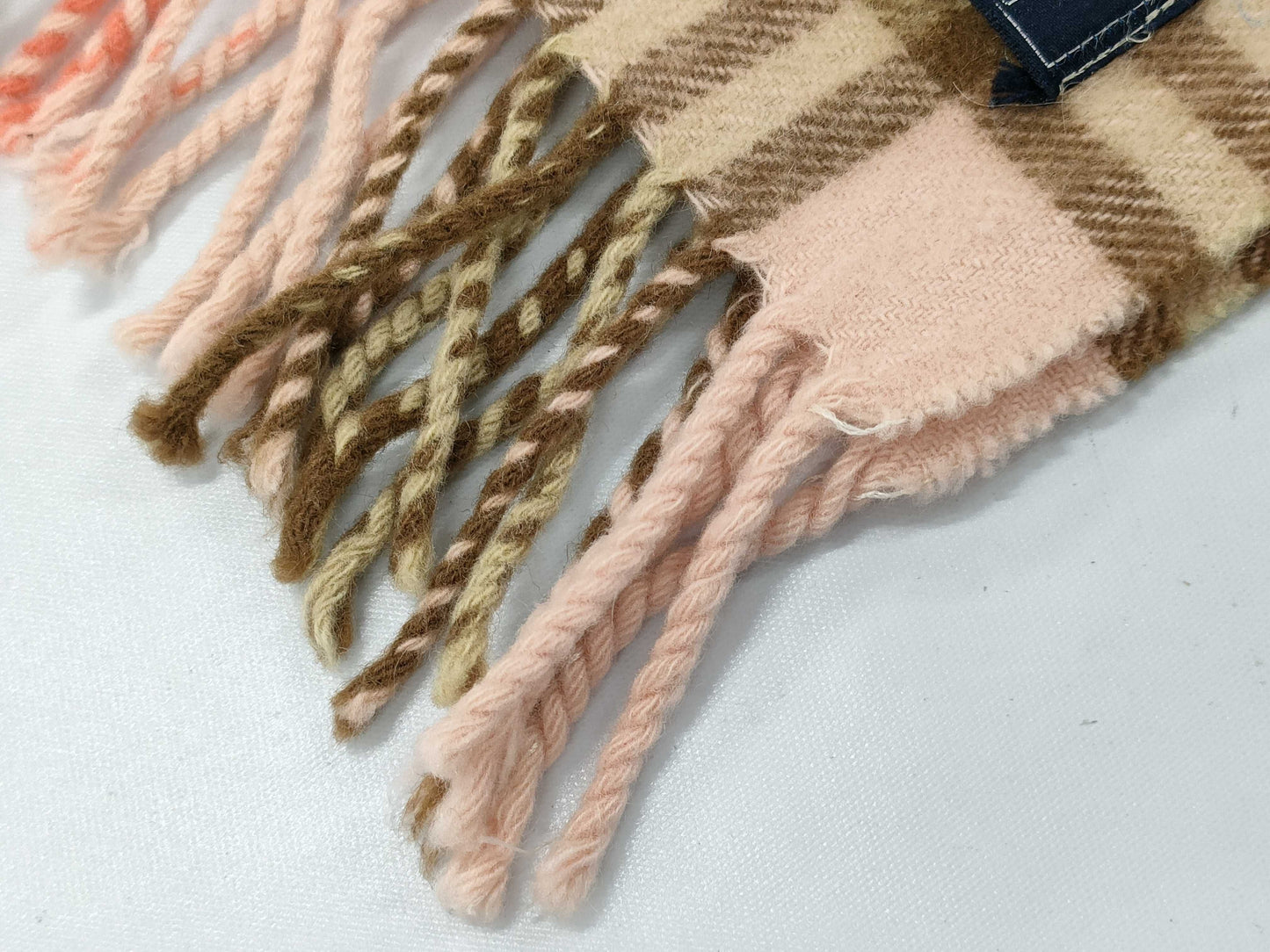 BURBERRY Cashmere Scarf