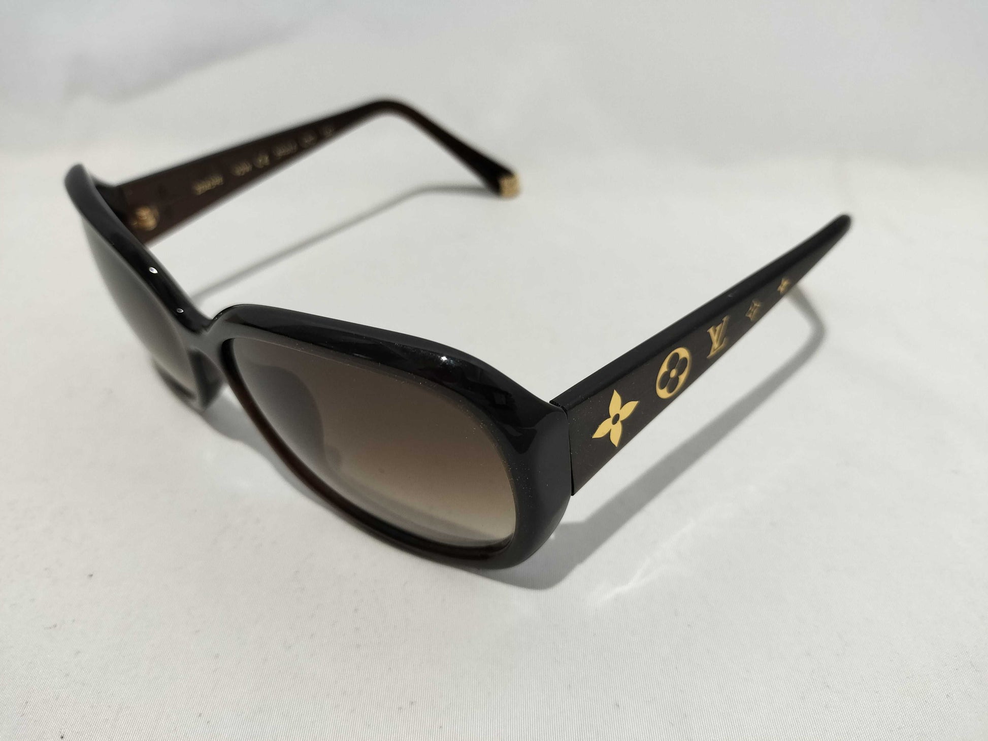 LOUIS VUITTON Monogram Monogram Sunglasses Sunglasses and Glasses