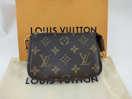 LOUIS VUITTON Monogram M58009 Mini Pochette Accessory Pouch