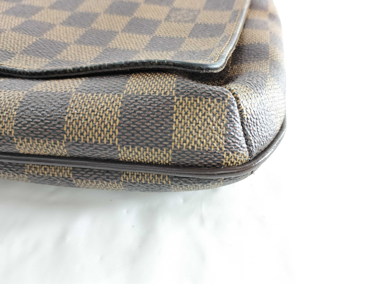 LOUIS VUITTON Damier Musette Tango Shoulder Bag