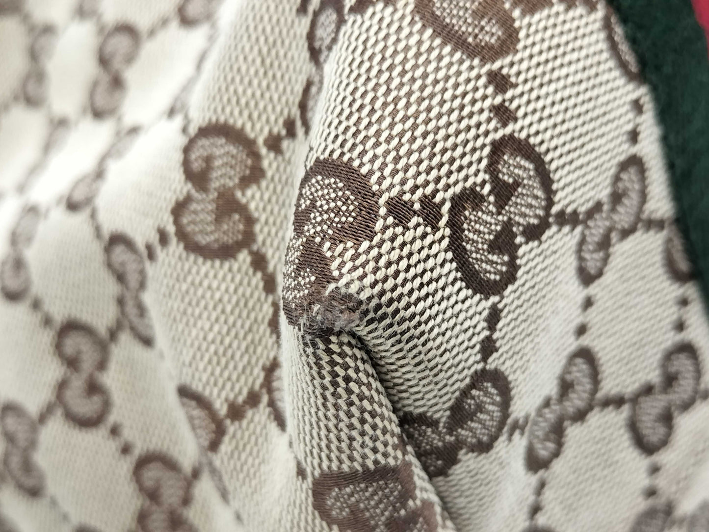 GUCCI GG Canvas Tote 137396/205027 Handbag