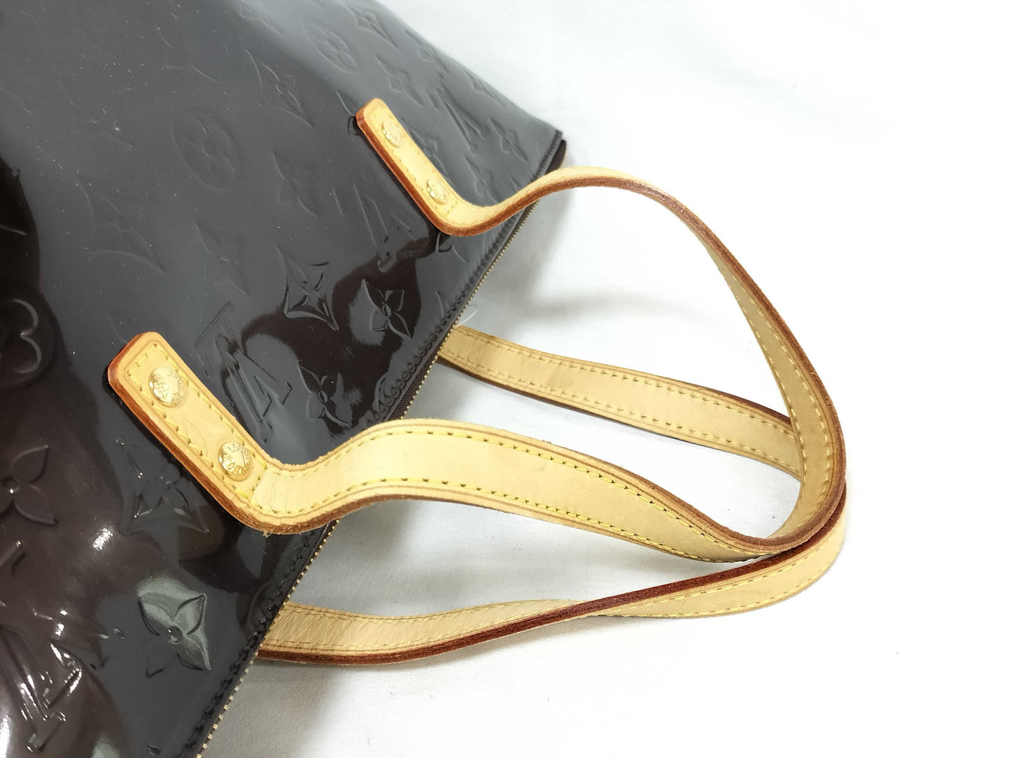 LOUIS VUITTON Vernis M93585 Bellevue PM Handbag