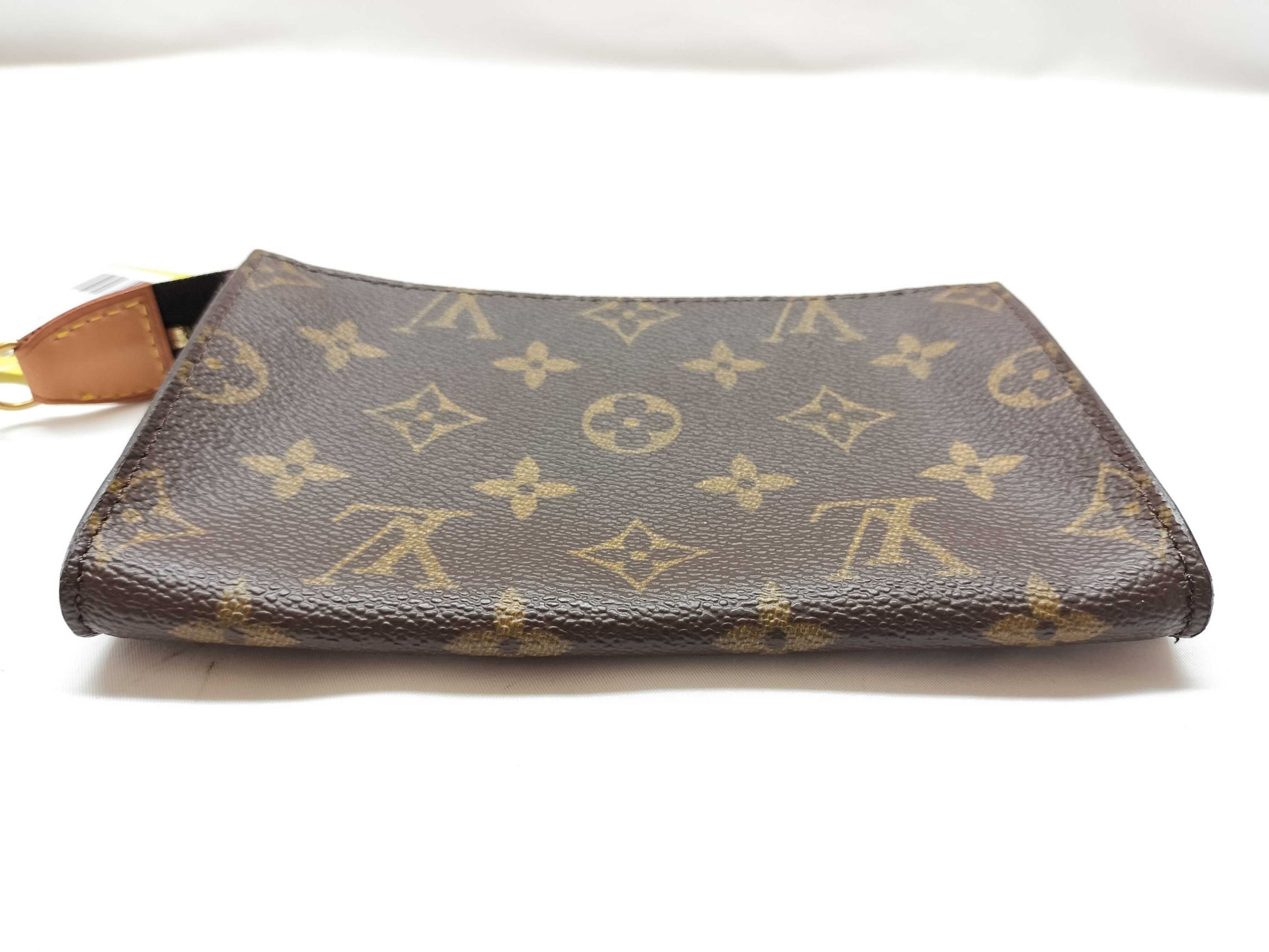 LOUIS VUITTON Monogram Bucket Pouch Pouch