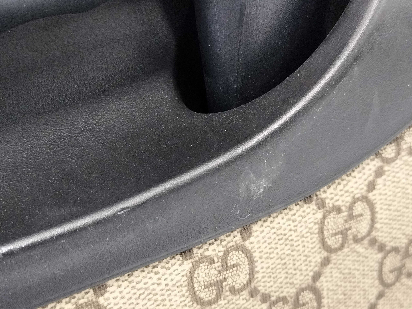 GUCCI GG Carry Bag