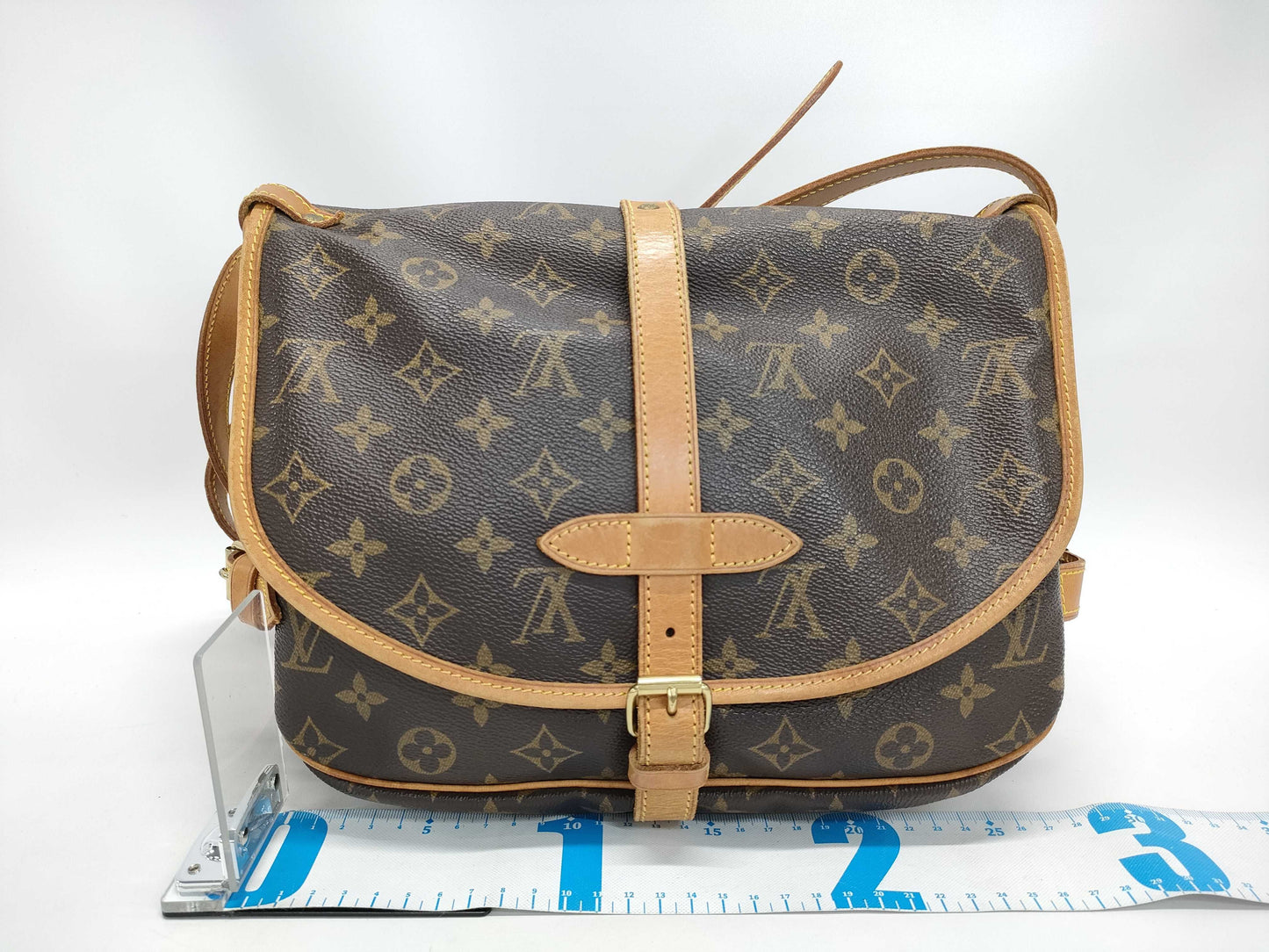 LOUIS VUITTON Monogram M42256 Saumur 30 Shoulder Bag