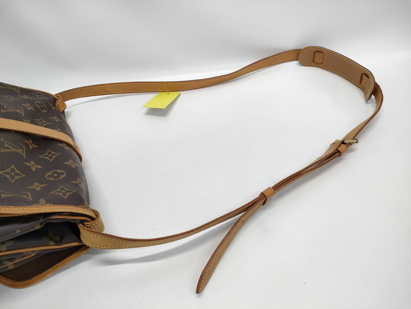 LOUIS VUITTON Monogram M42256 Saumur 30 Shoulder Bag