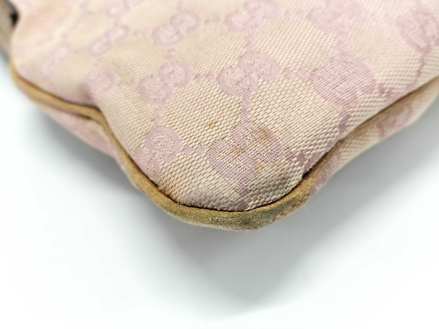 GUCCI GG Canvas Shoulder Bag