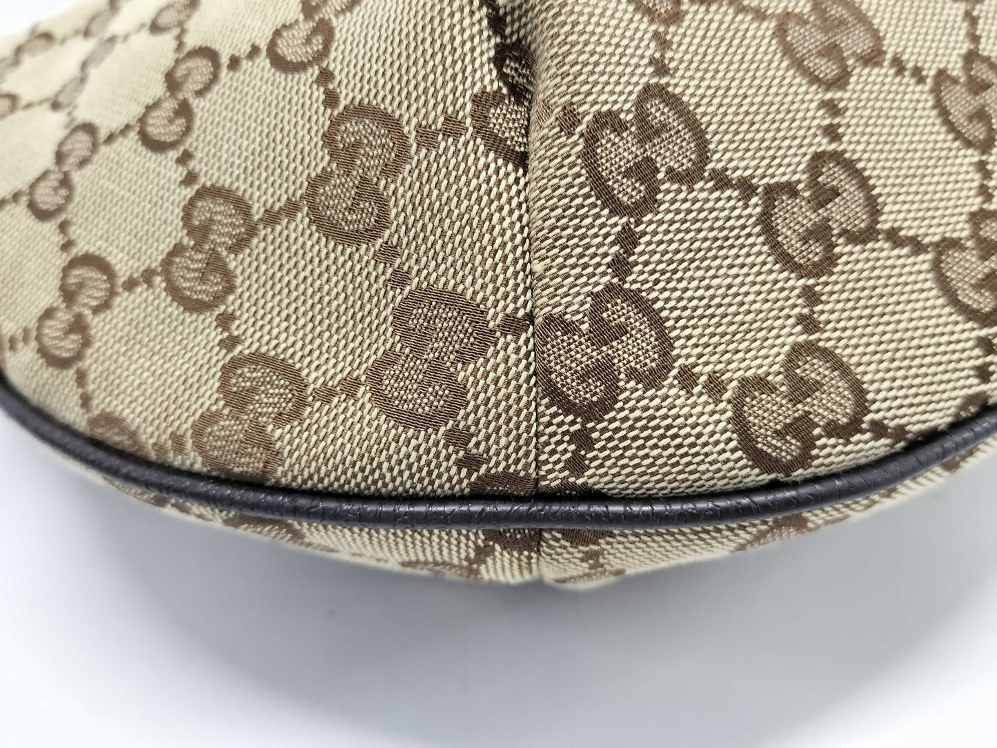 GUCCI GG Sherry Shoulder Bag