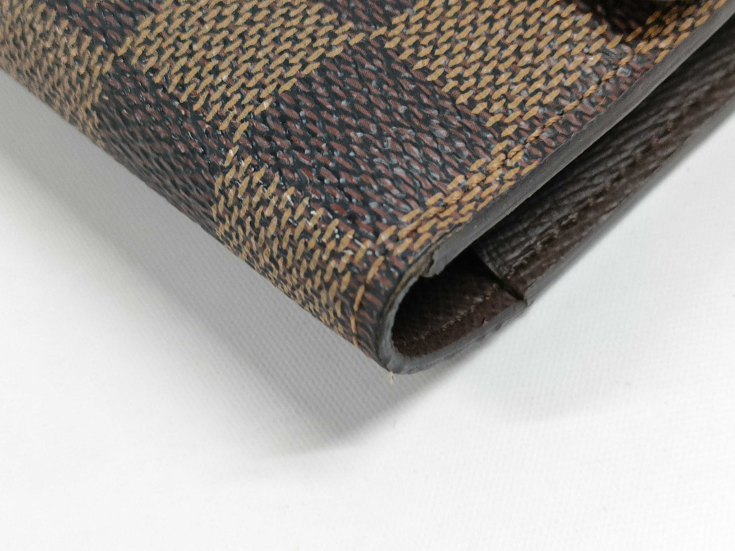 LOUIS VUITTON Damier N61217 Portefeuille International Wallet