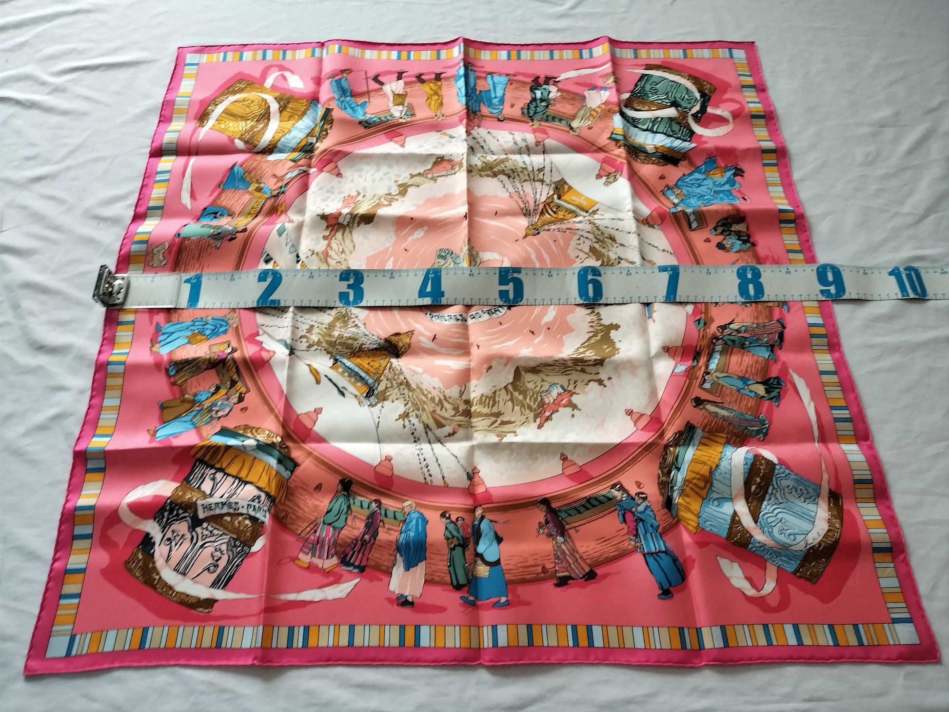 HERMES Carre Carre 90 Prayer in the Wind Scarf Scarf