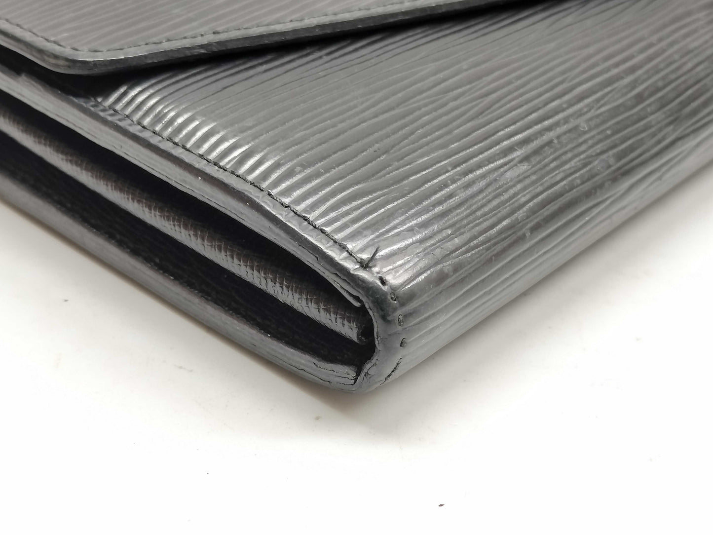 LOUIS VUITTON Epi Portefeuille Sarah Wallet