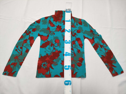 ISSEY MIYAKE Pleated Floral Top