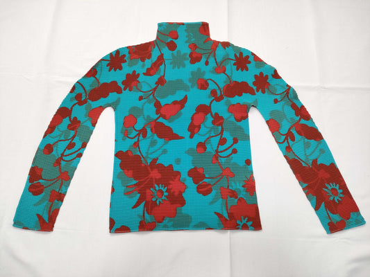 ISSEY MIYAKE Pleated Floral Top