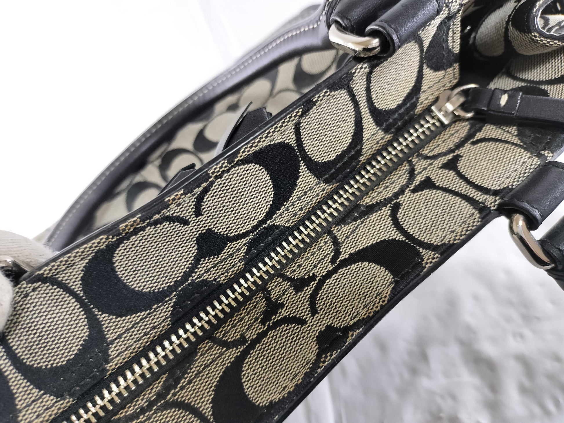 COACH Signature 08K06 Tote Bag