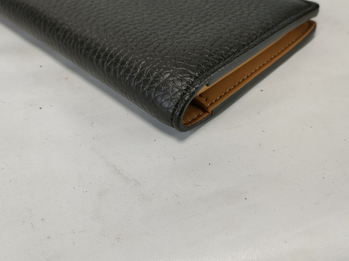LOUIS VUITTON M81330 Wallet