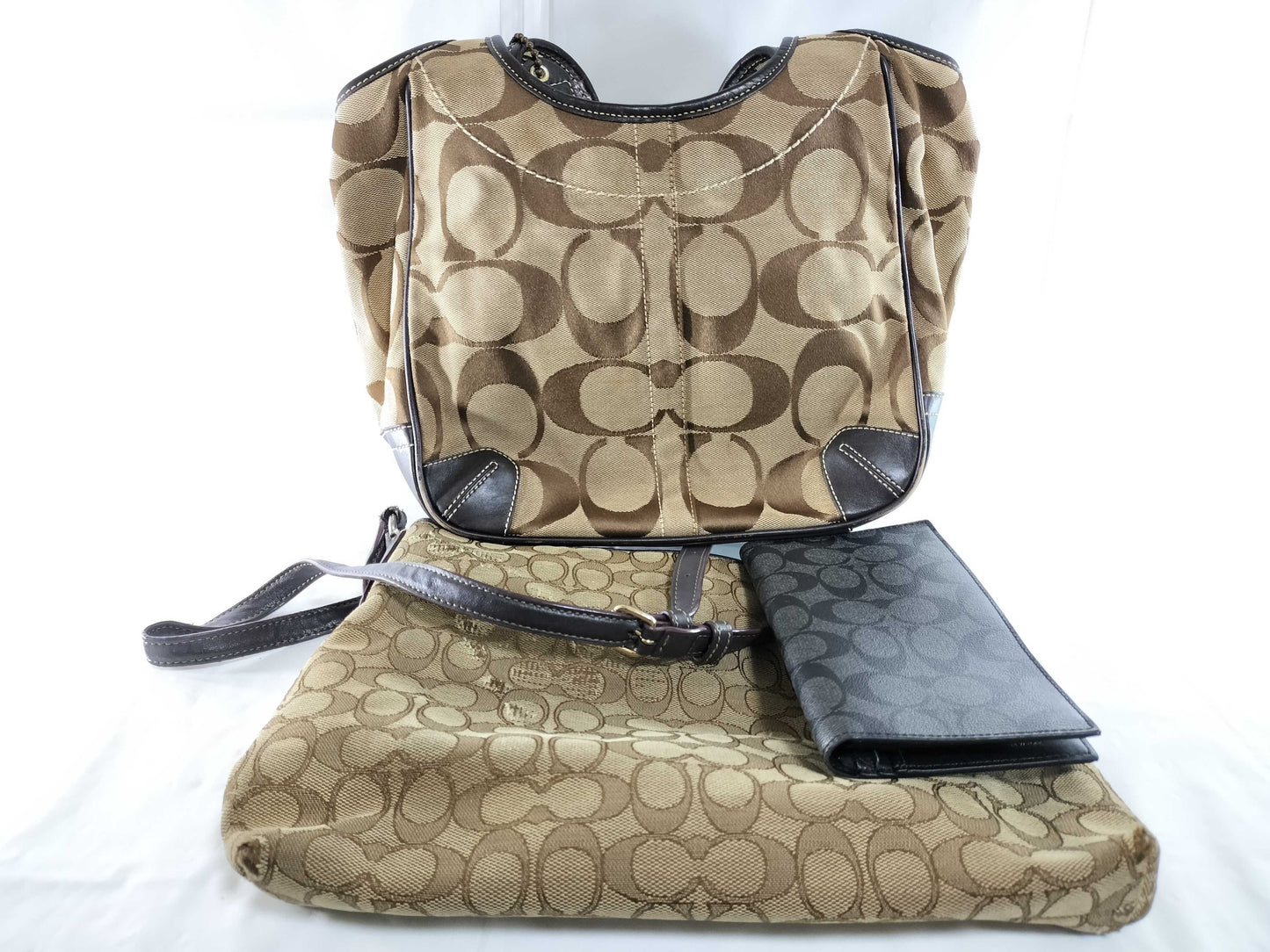 COACH Signature Bag/Wallet Bundle Shoulder Bag