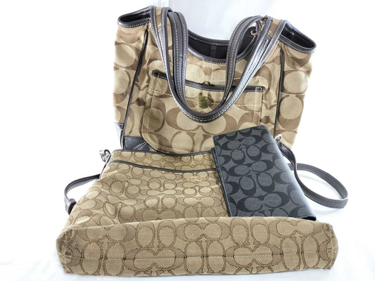 COACH Signature Bag/Wallet Bundle Shoulder Bag