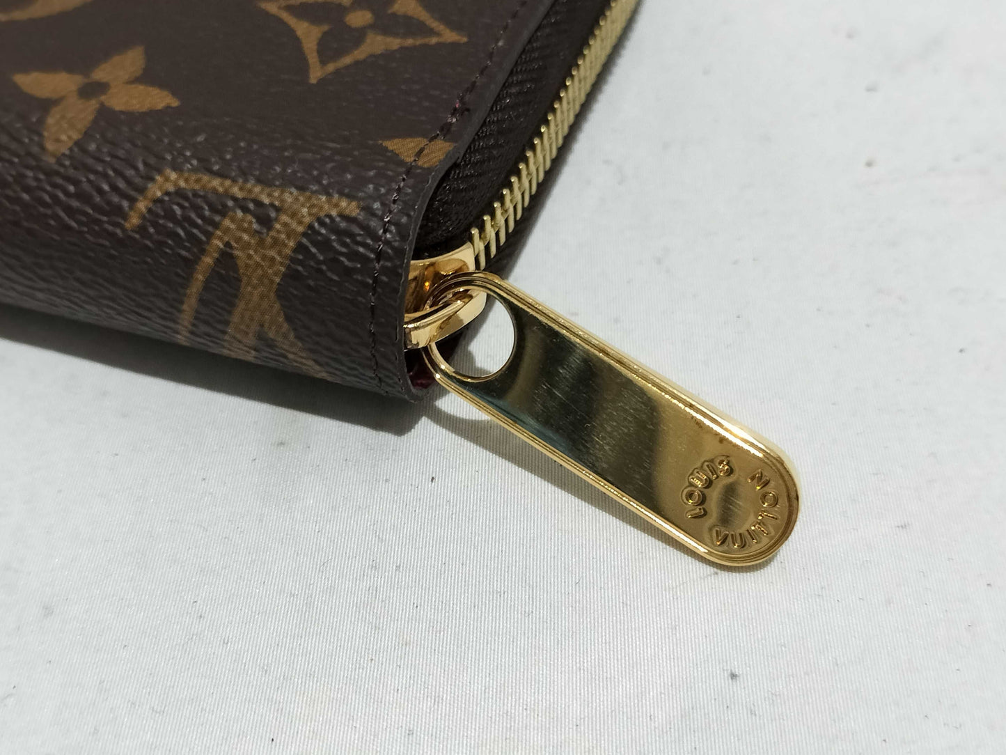LOUIS VUITTON Monogram Zippy Wallet RFID Wallet