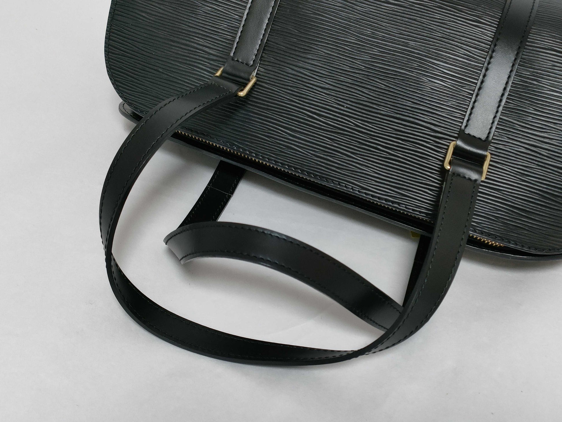 LOUIS VUITTON Epi Soufflot Handbag with Pouch, Boston Bag