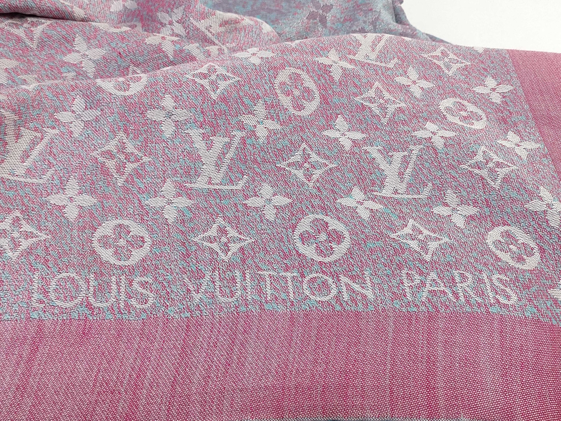 LOUIS VUITTON Monogram Stole Silk and Wool Scarf