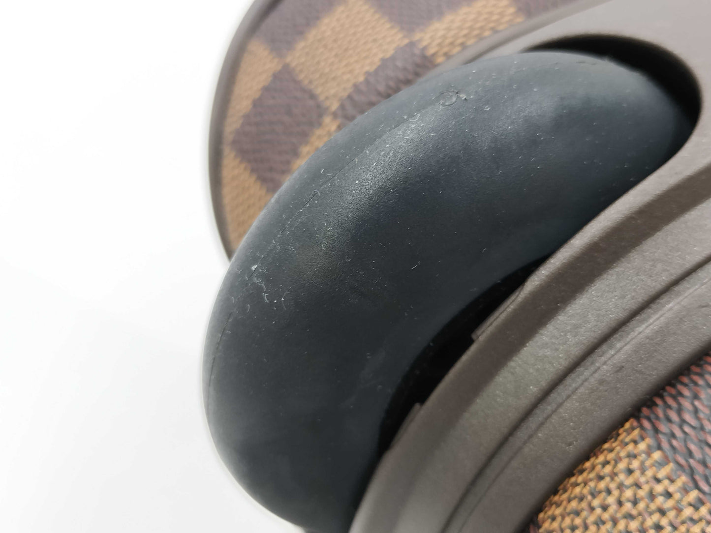 LOUIS VUITTON Damier Pegas 55 Carry Bag