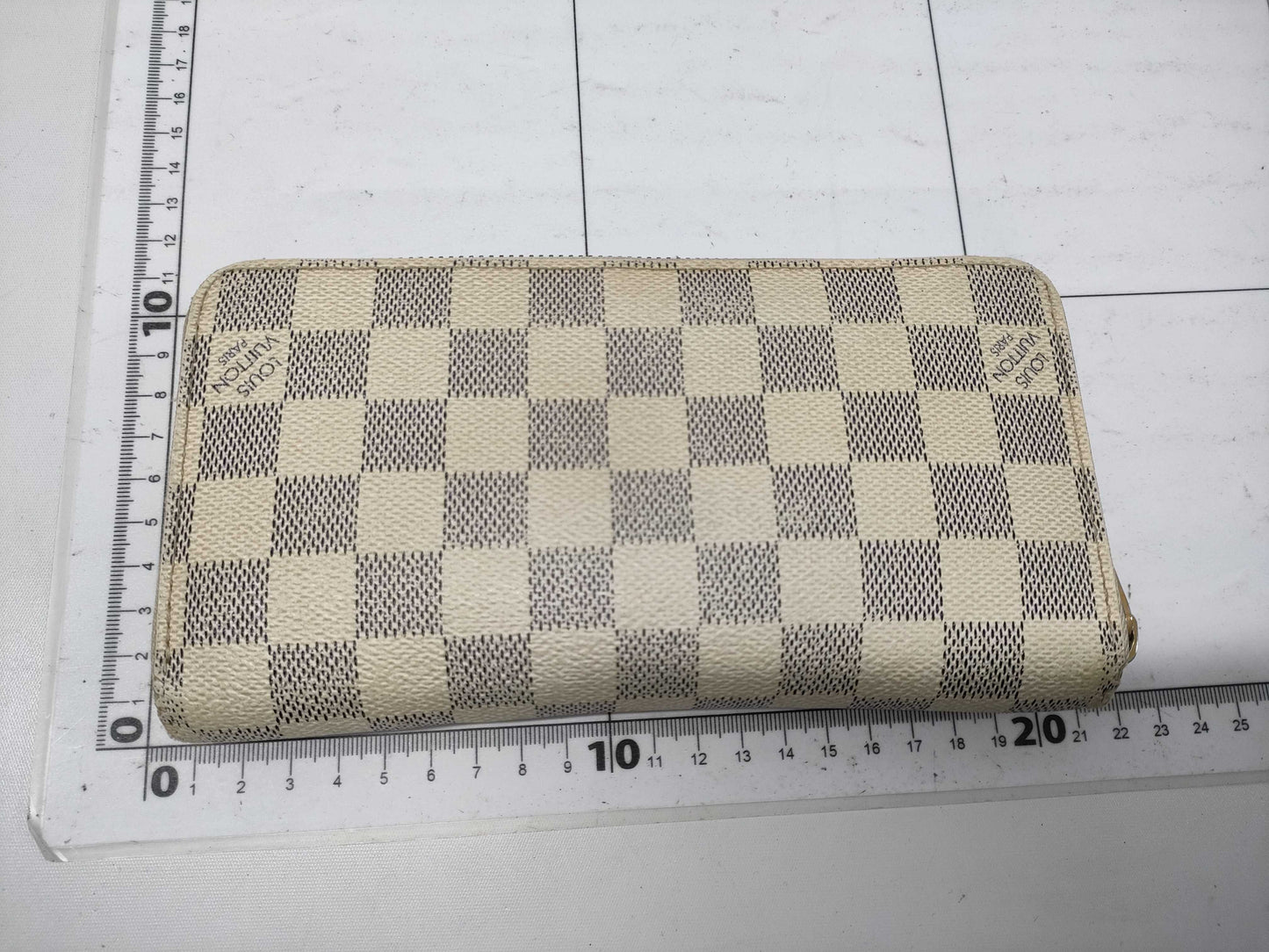 LOUIS VUITTON Damier Azur Zippy Wallet