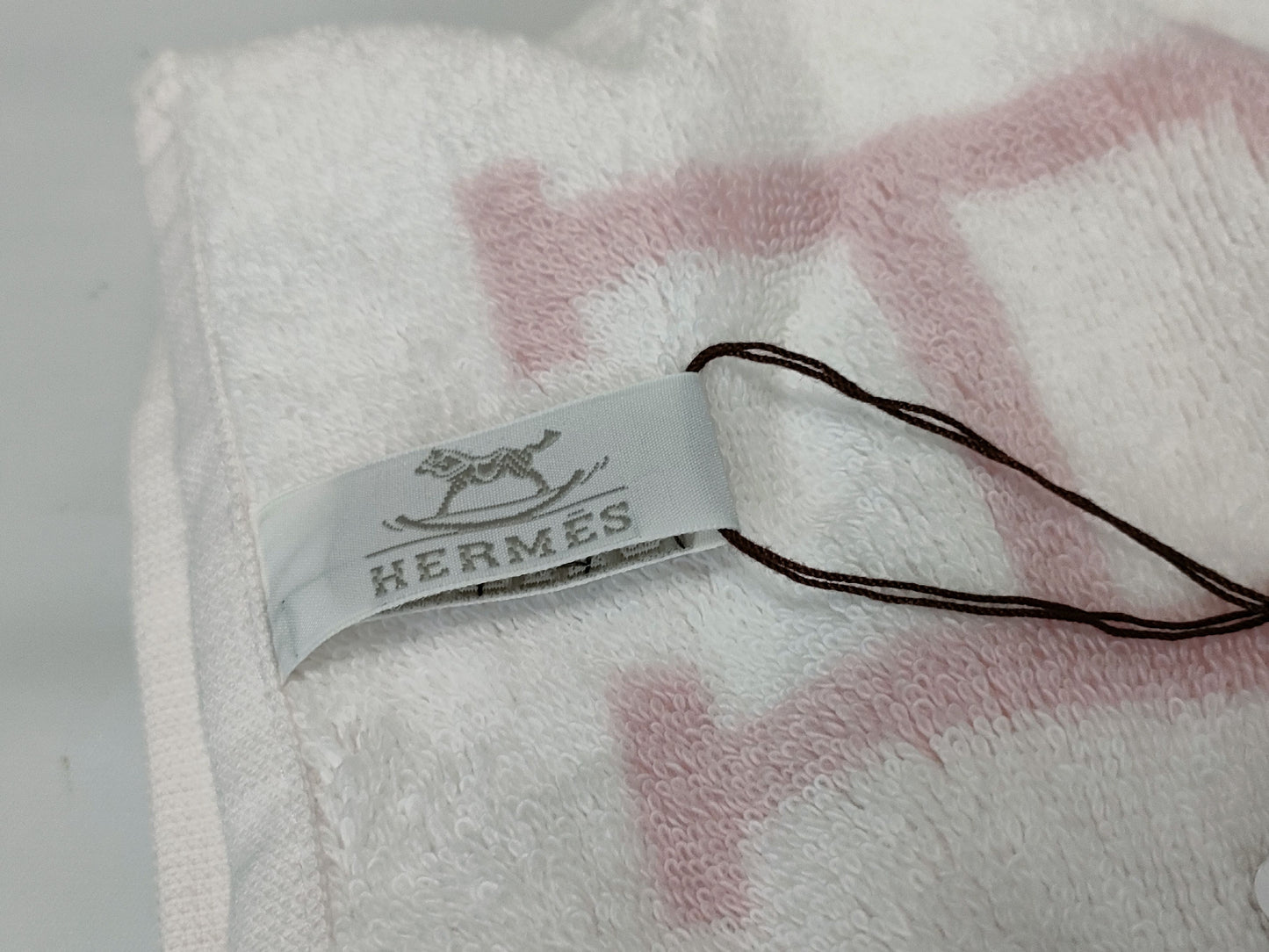 HERMES Avalon Bath Towel with Tag Other Accessories