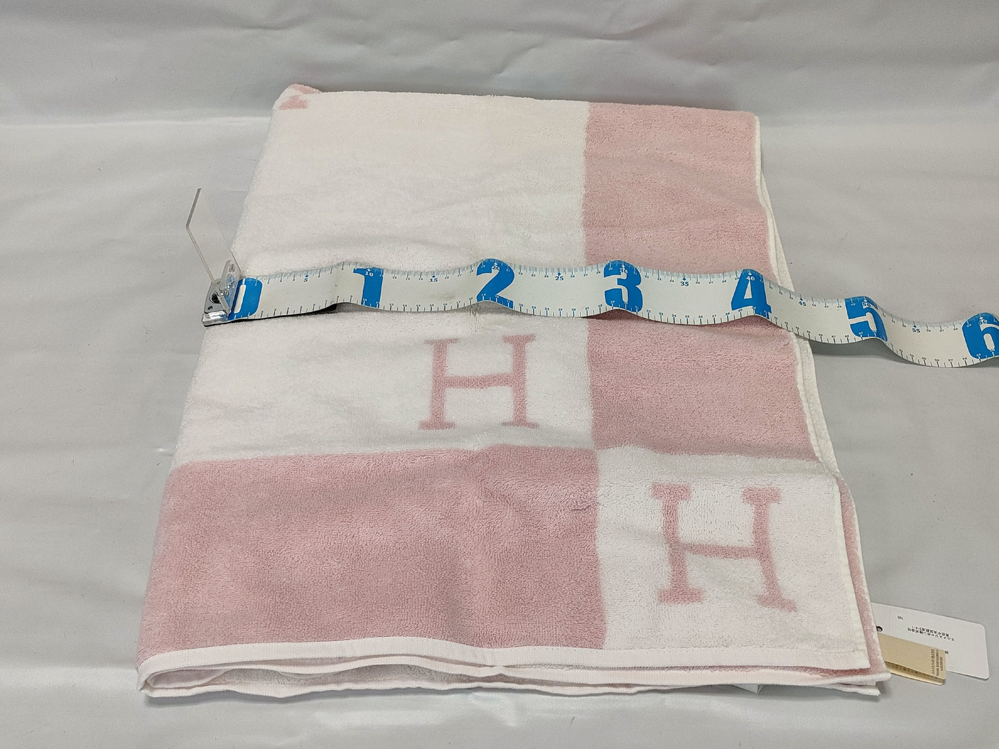 HERMES Avalon Bath Towel with Tag Other Accessories