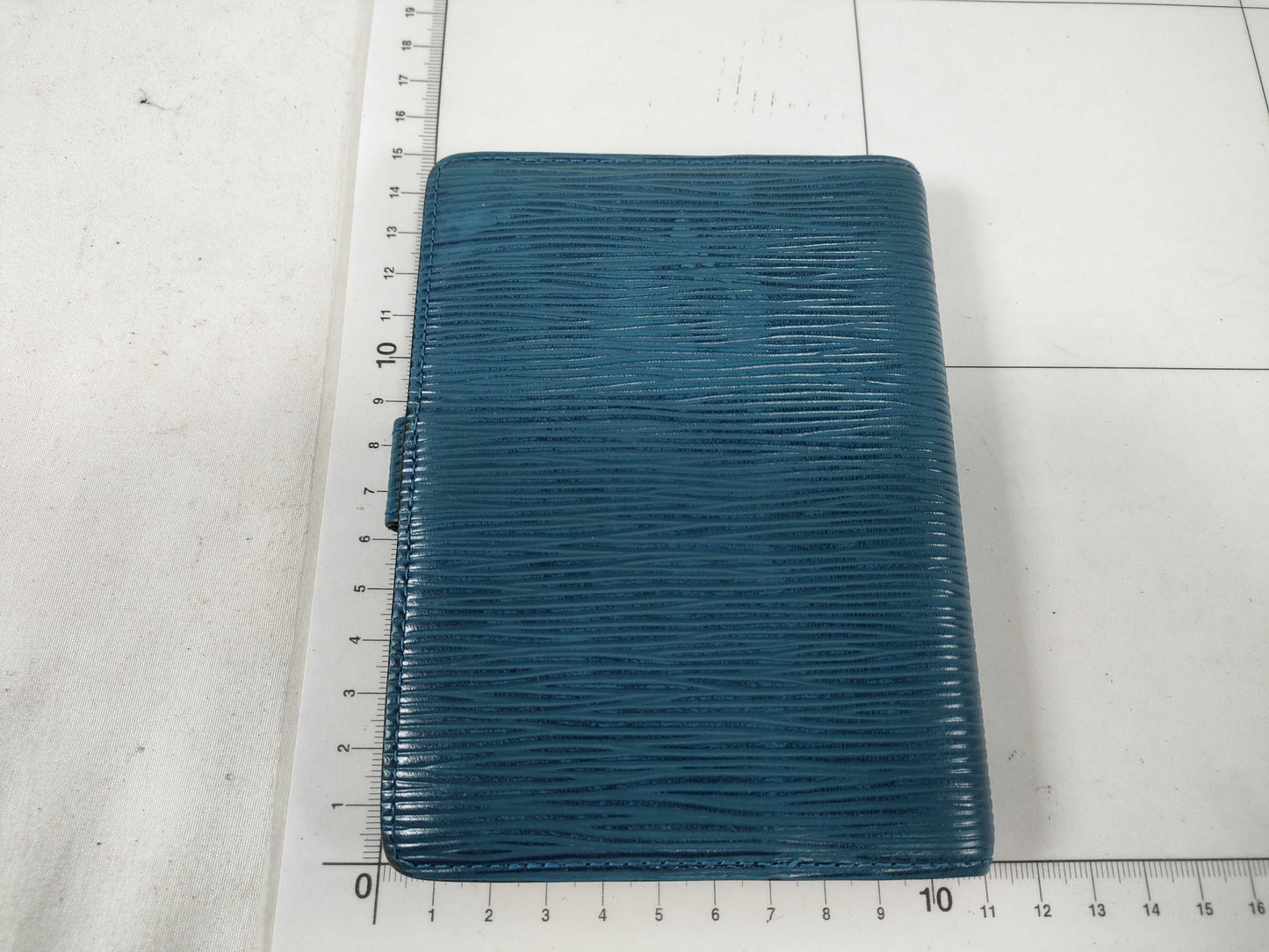 LOUIS VUITTON Epi Agenda PM Notebook Cover