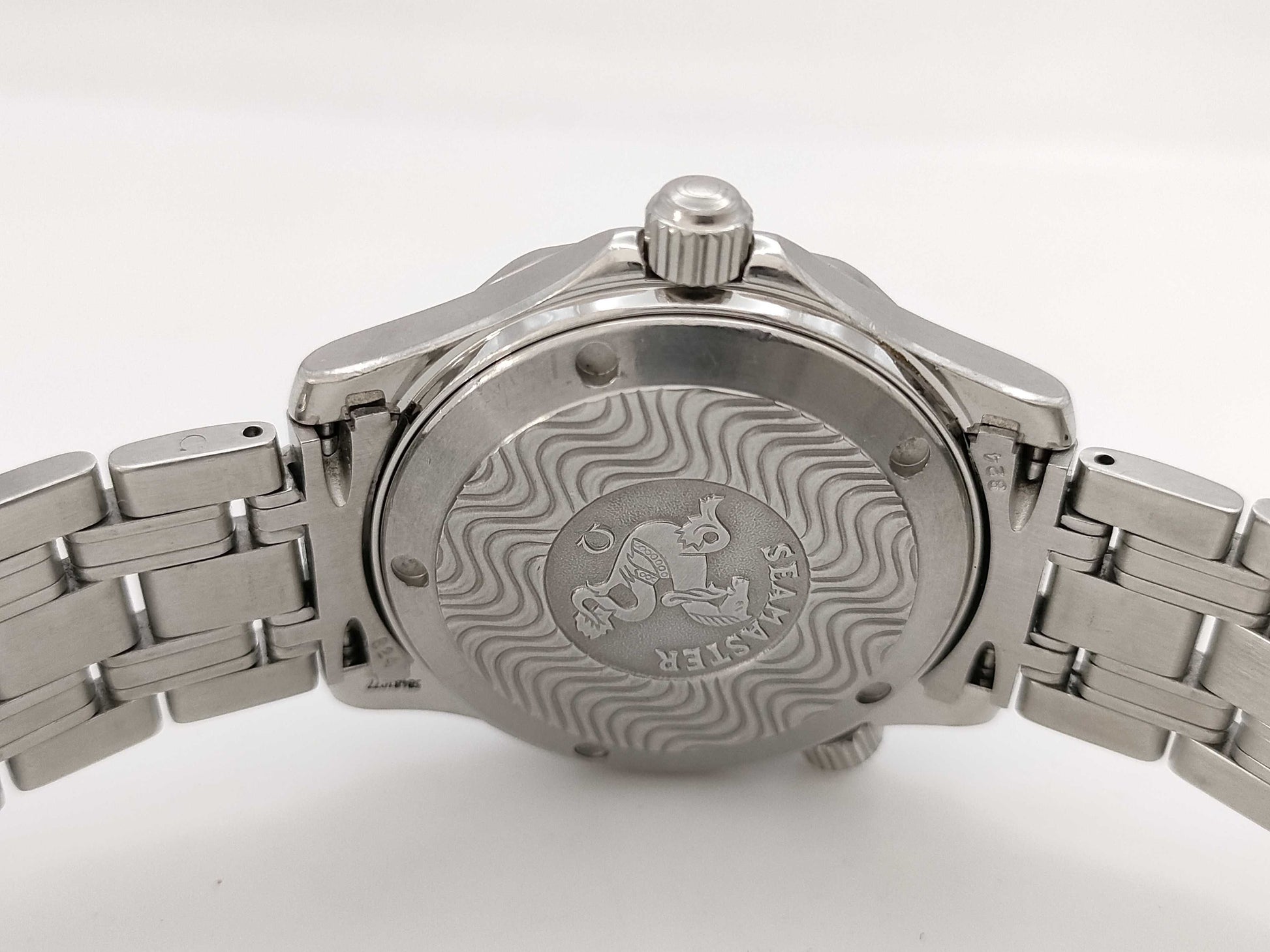 OMEGA Seamaster 2561.80 58481077 Quartz Blue Dial Men's Watch