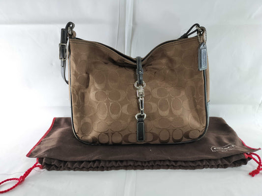 COACH Signature 6091 One-Shoulder Shoulder Bag