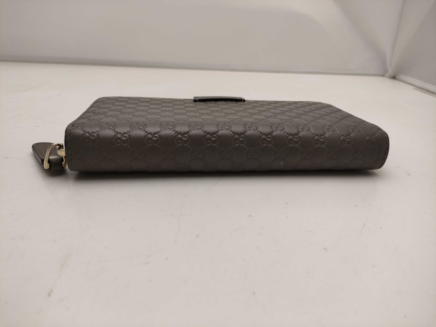 GUCCI Micro GG Shima Round Zip Wallet 449391