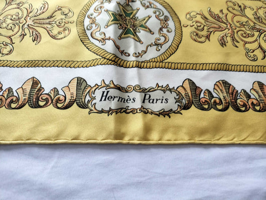 HERMES Carré 90 Lotus Flower Scarf