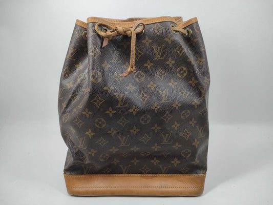 LOUIS VUITTON Monogram M42224 Noe Shoulder Bag