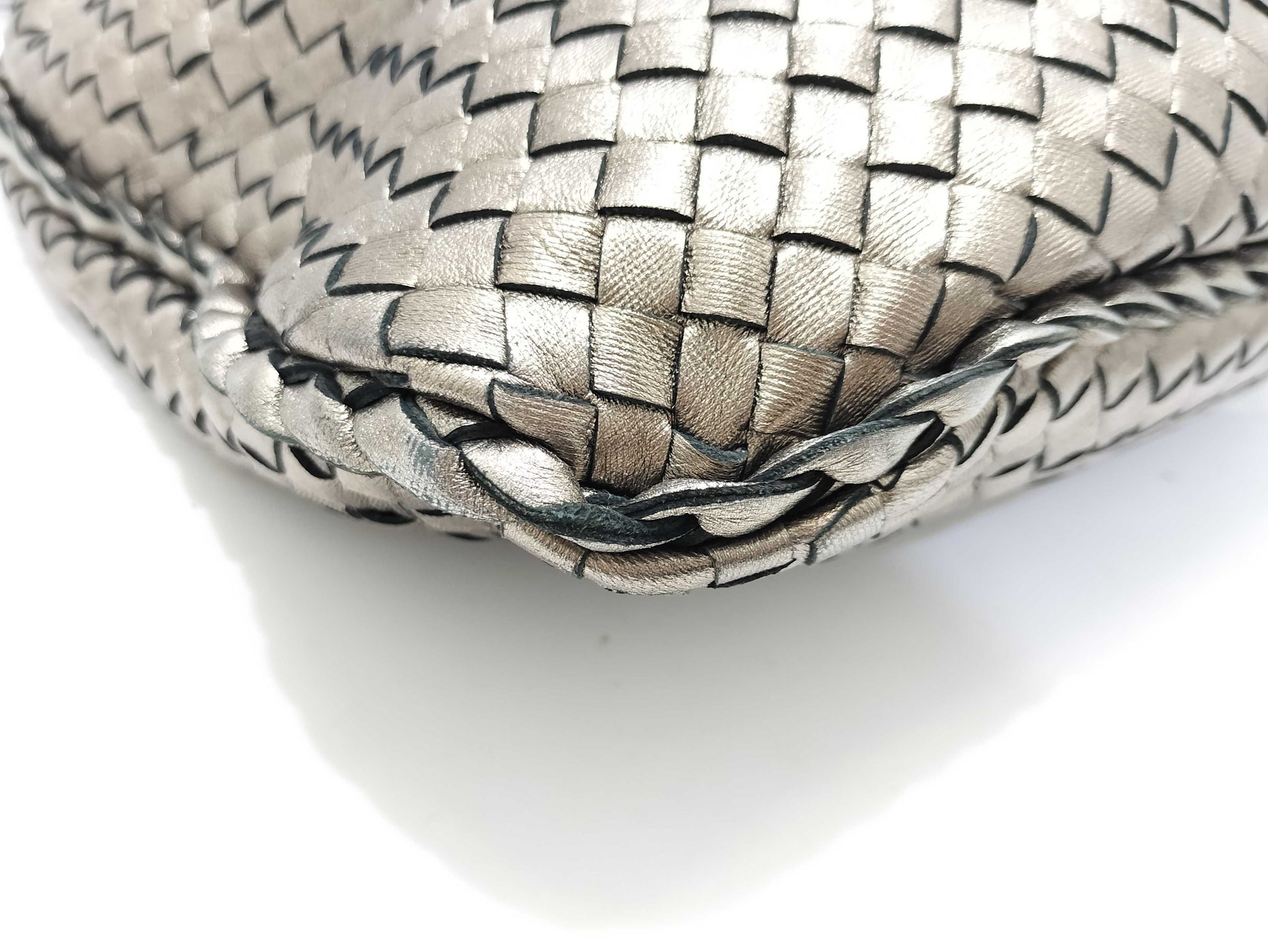 BOTTEGA VENETA Intrecciato Hobo Handbag
