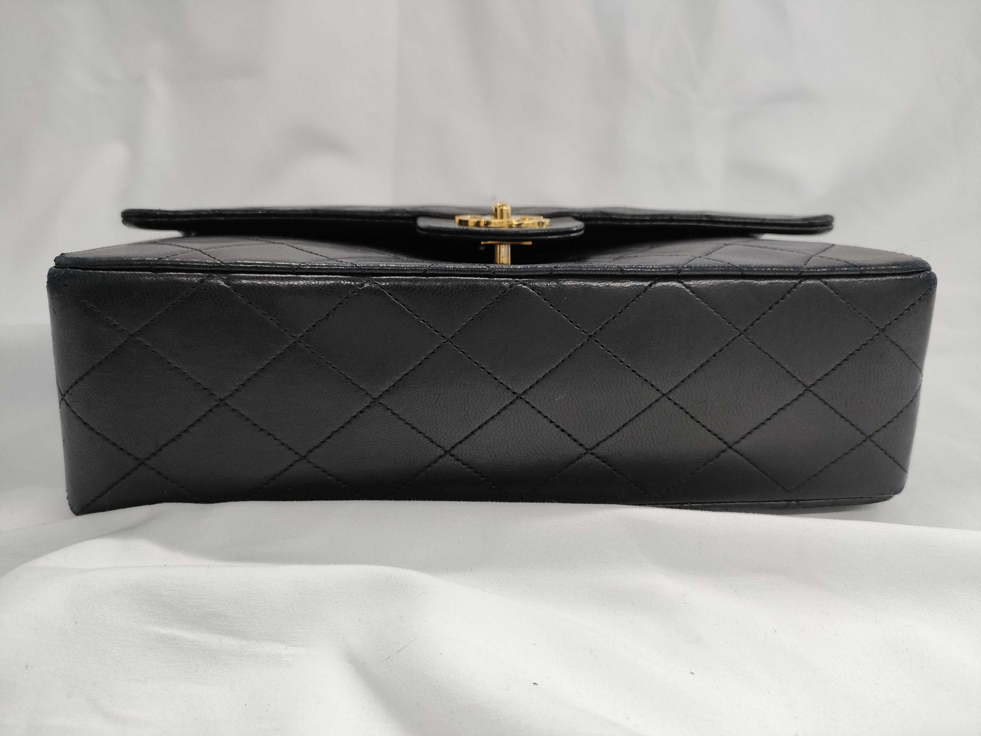 CHANEL Lambskin Shoulder Bag, Size 25, Double Flap/Double Chain, GD Hardware, 0 Series, Warranty Included