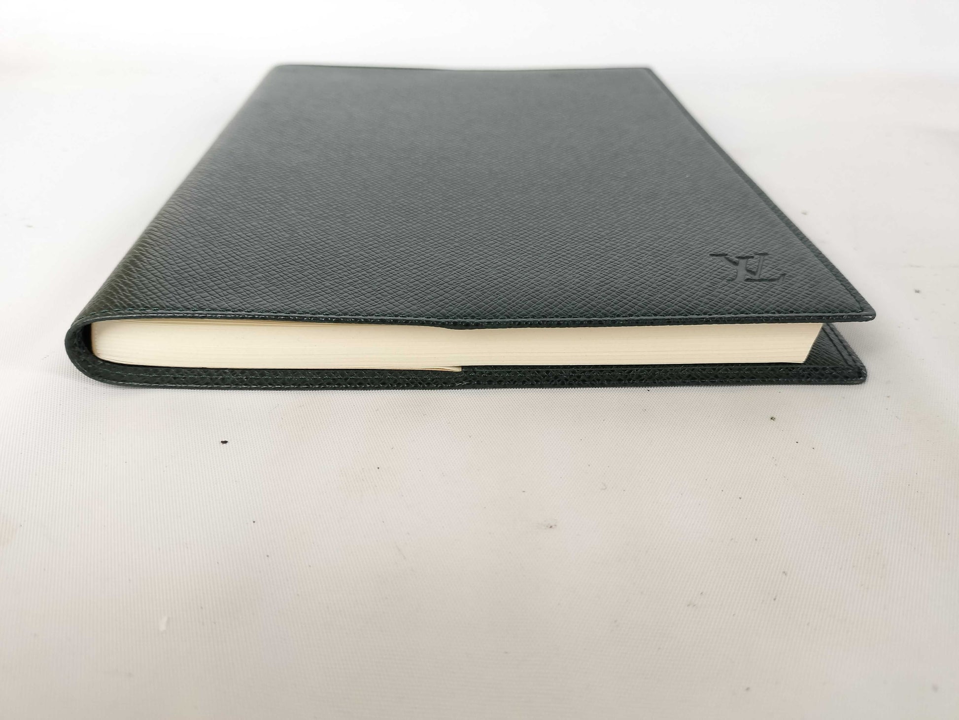 LOUIS VUITTON Taiga Agenda Cover Notebook Cover