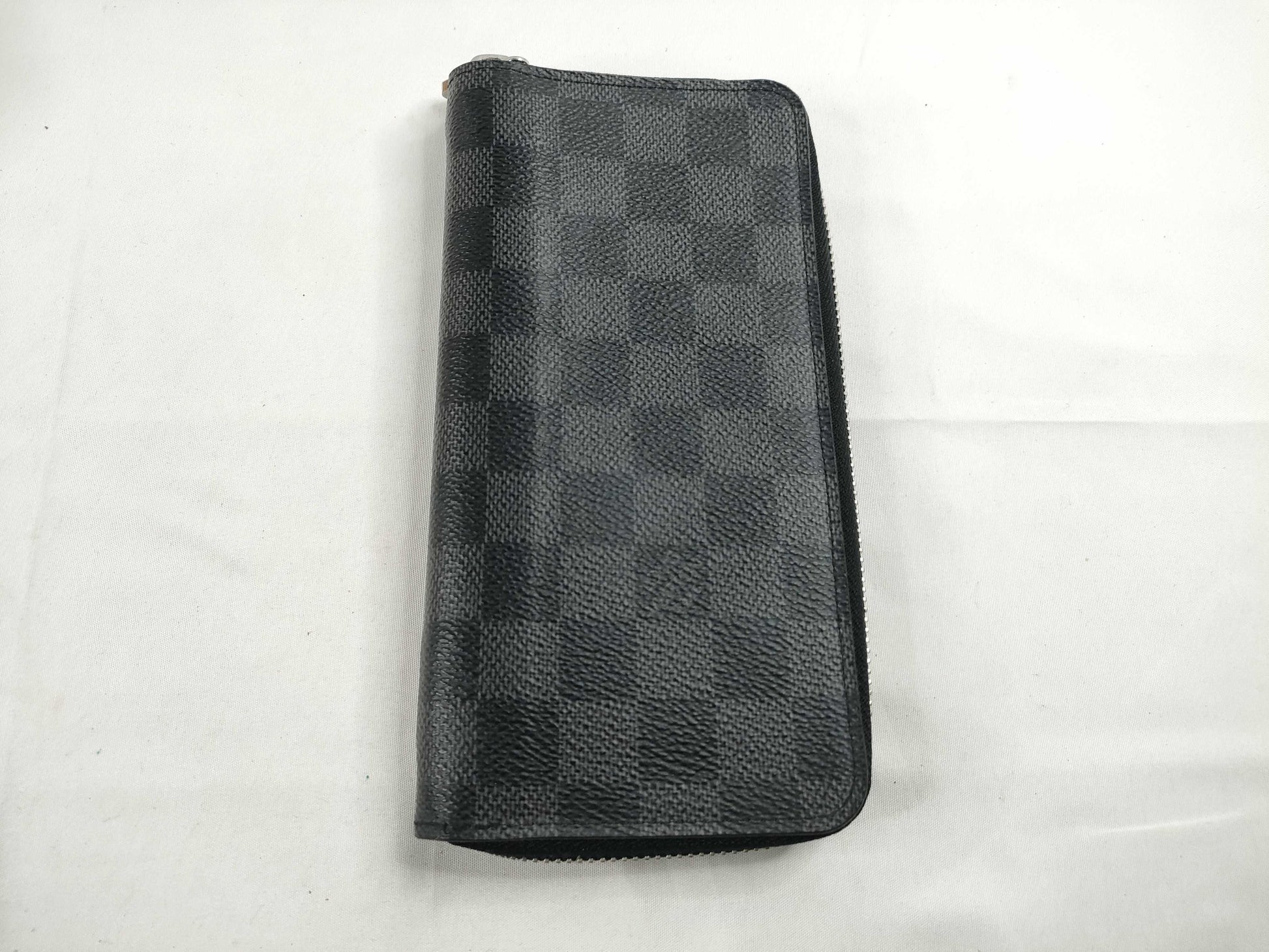 LOUIS VUITTON Damier Graphite Vasco Initial Wallet