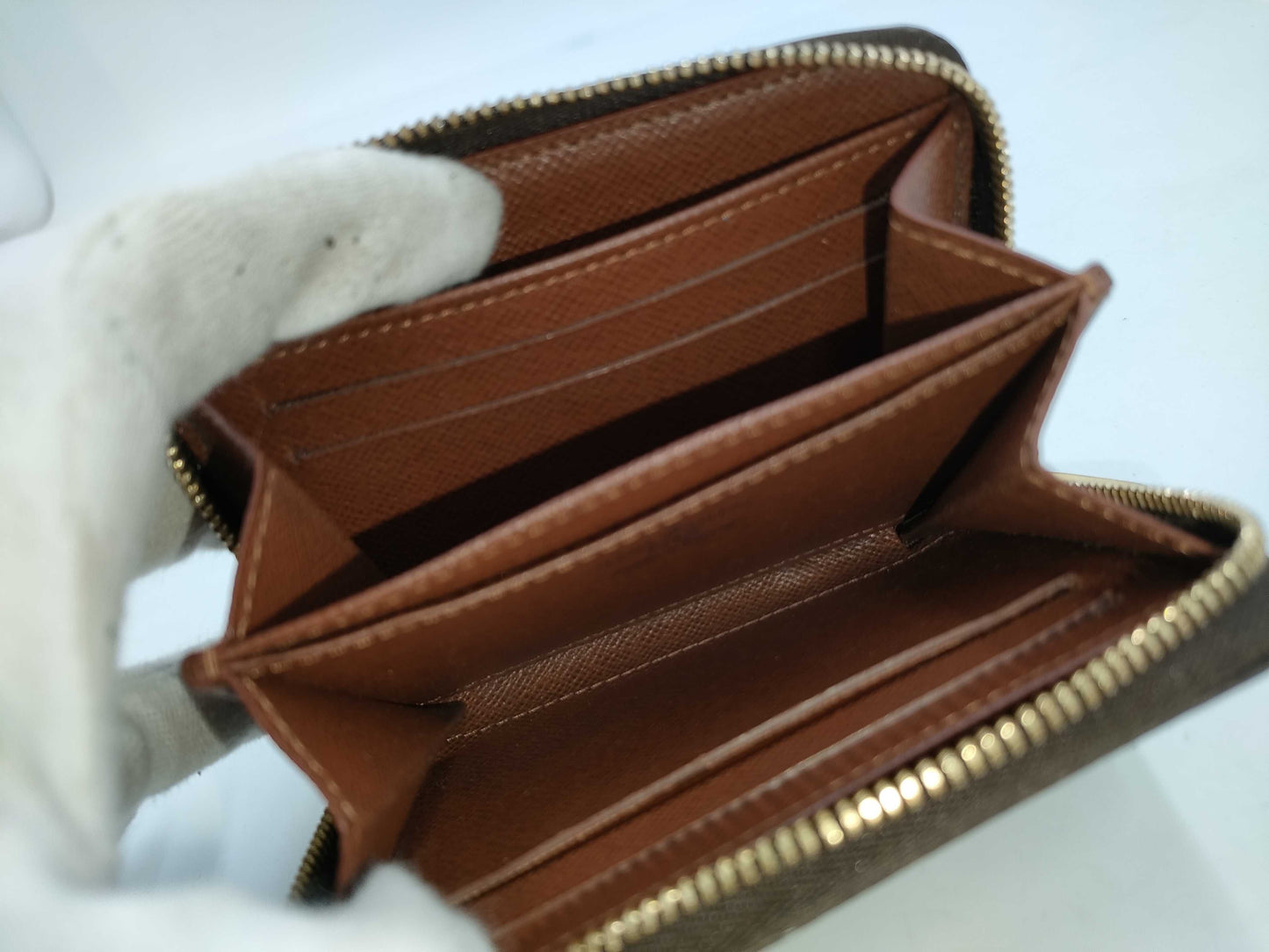 LOUIS VUITTON Monogram Zippy Coin Purse Wallet