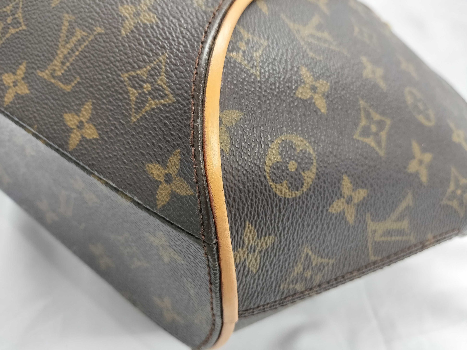 LOUIS VUITTON Monogram M51128 Ellipse GM Handbag