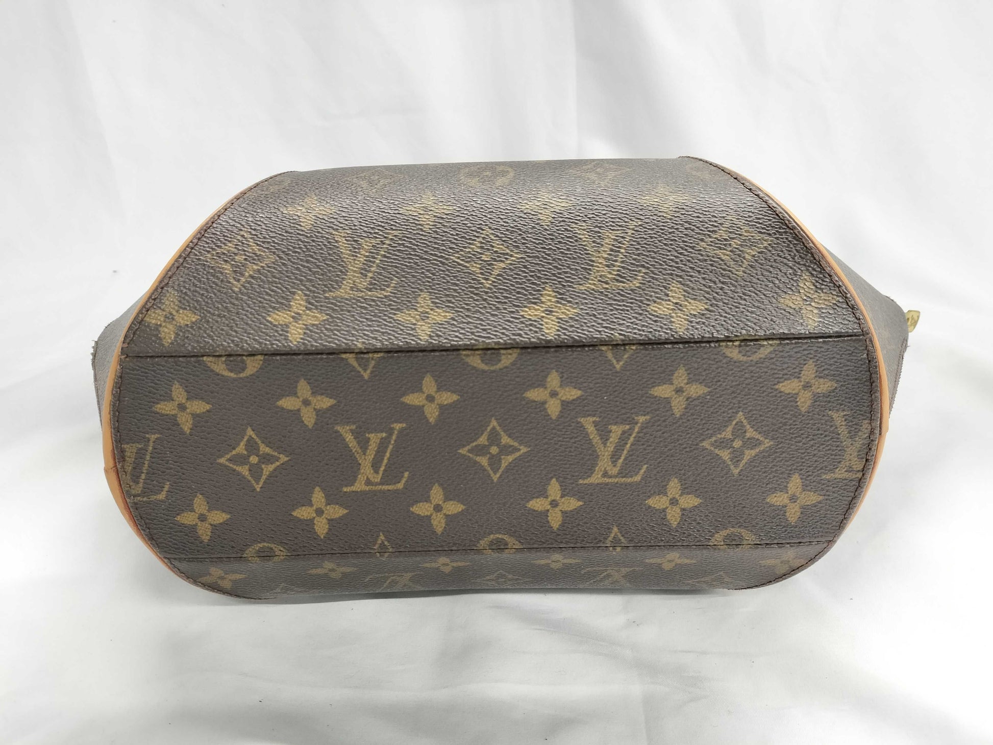 LOUIS VUITTON Monogram M51128 Ellipse GM Handbag