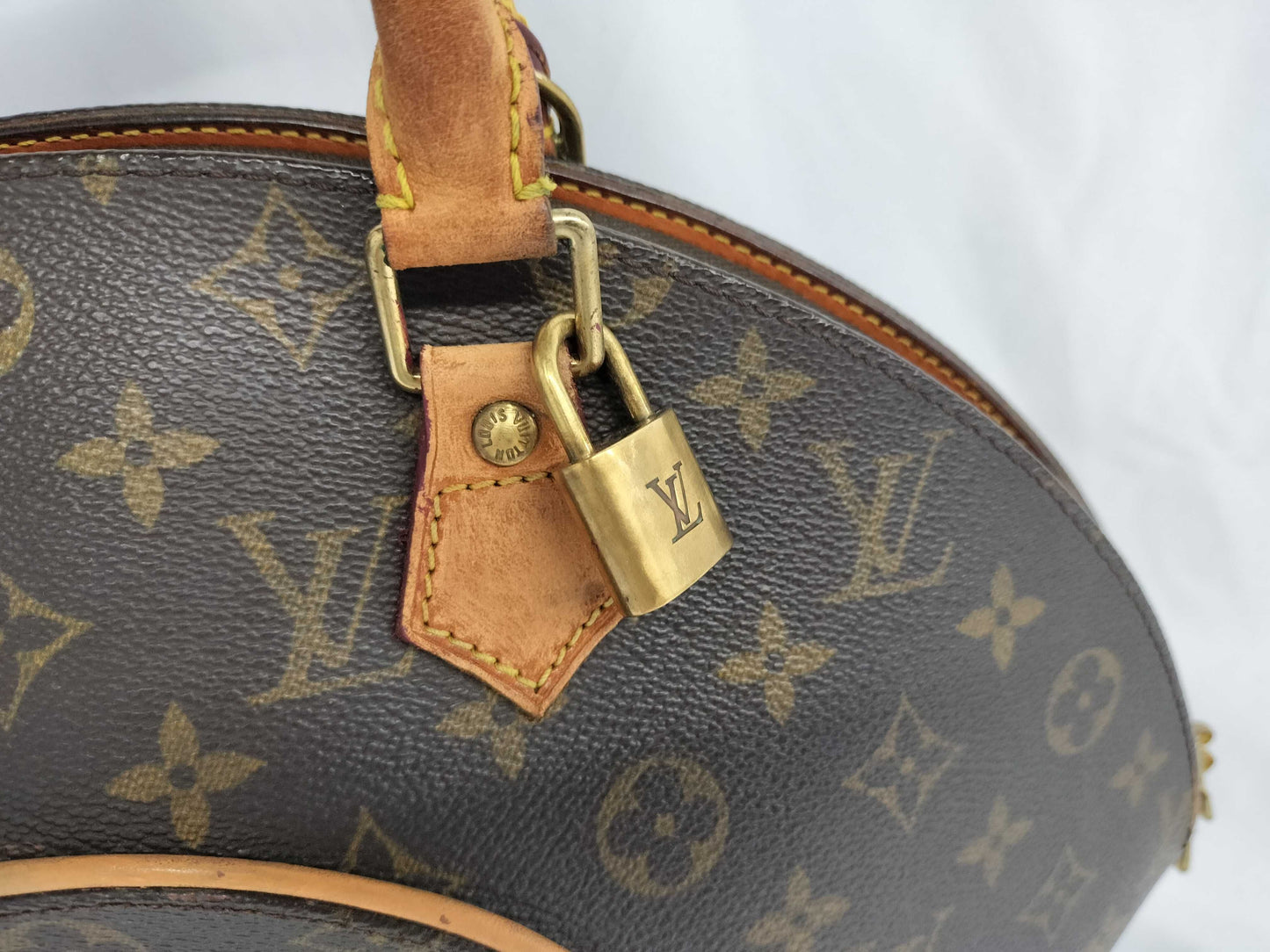 LOUIS VUITTON Monogram M51128 Ellipse GM Handbag