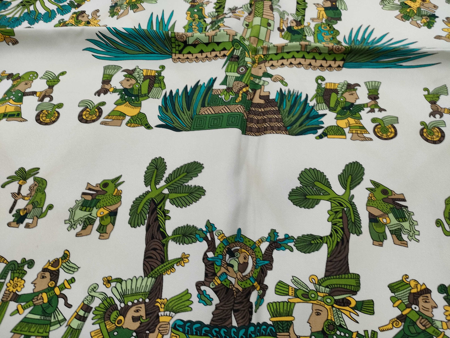 HERMES Carré Carré 90 Celestial Bodies and the Sun Scarf