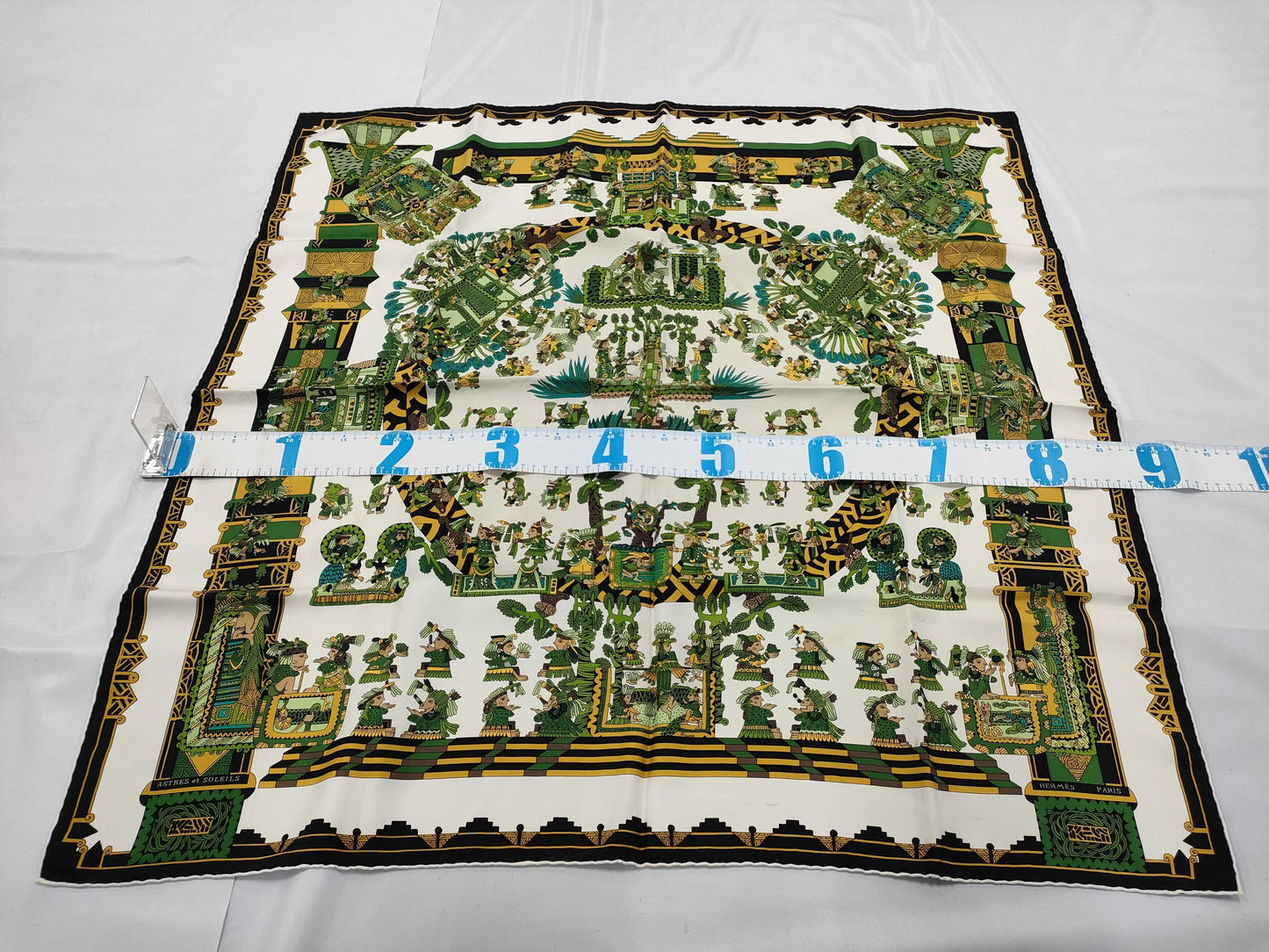 HERMES Carré Carré 90 Celestial Bodies and the Sun Scarf