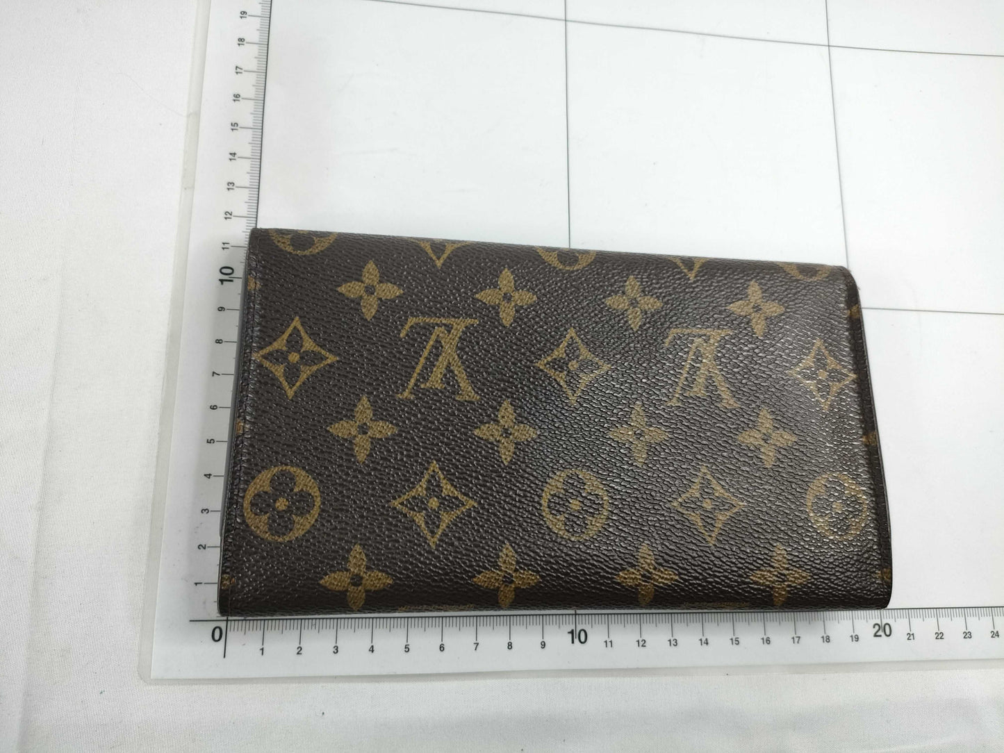 LOUIS VUITTON Monogram Long Wallet