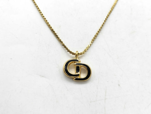 Dior logo necklace necklace