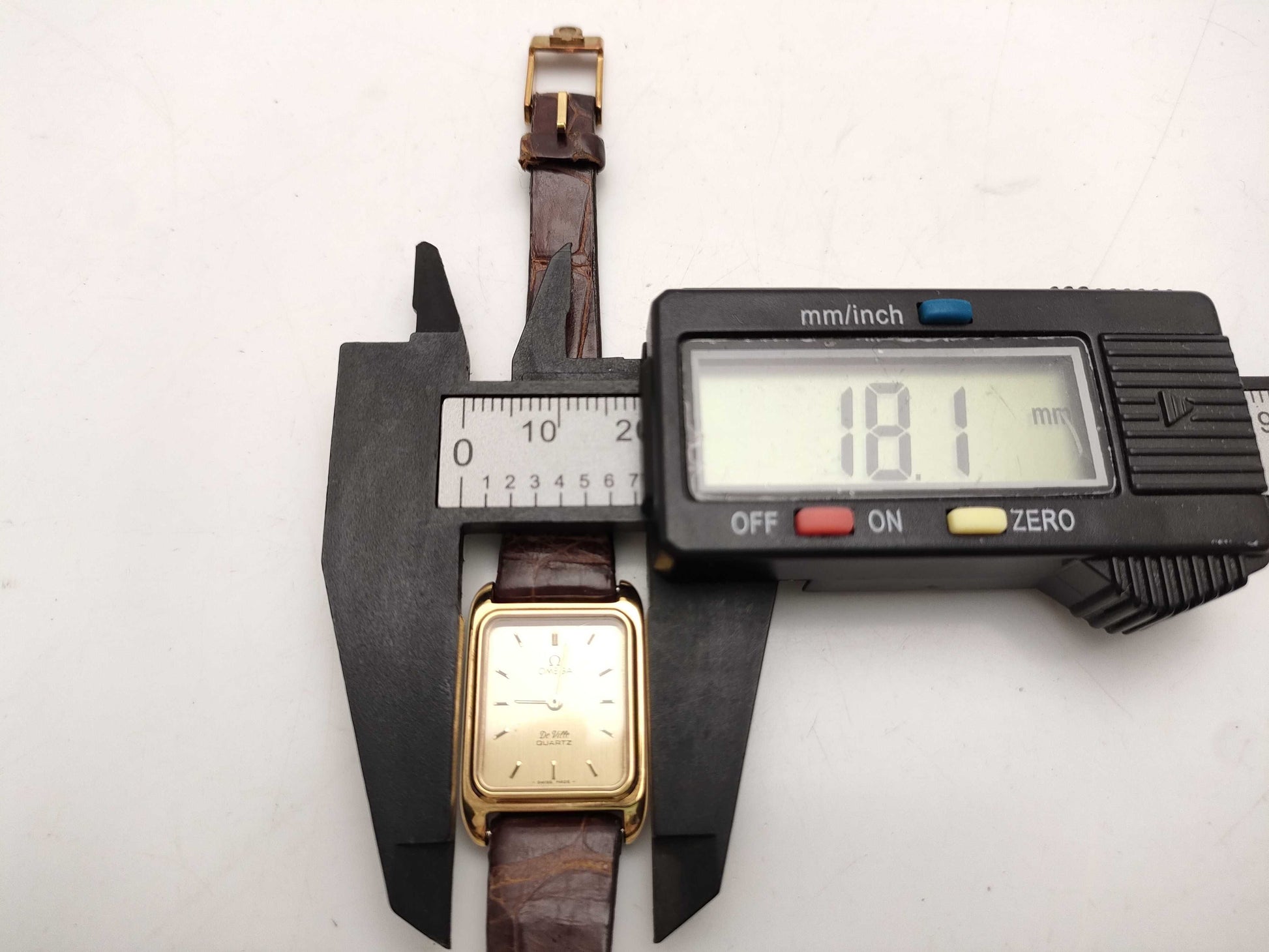 OMEGA Devil Push Crown / Ladies' Watch