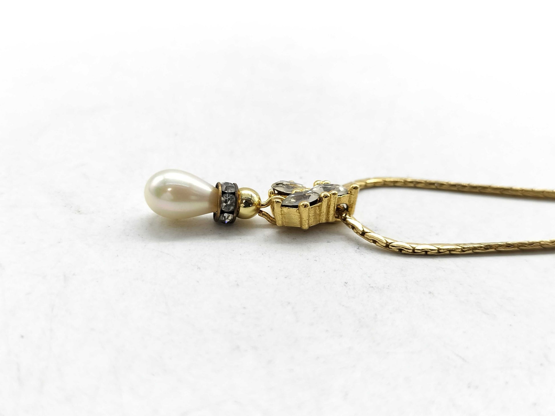 Dior Pearl * Stone GD Color Necklace Necklace
